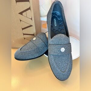 VIVAIA Women’s Eloise Almond Toe Gray Loafers NIB